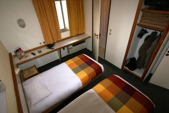 法斯特酒店 - 塔尔贝(Fasthotel Tarbes Séméac - Un hôtel FH Confort)