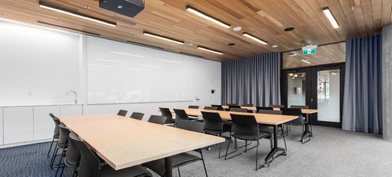 英属哥伦比亚大学盖格套房(Gage Suites at UBC)图片