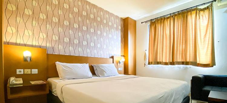 丽悦酒店(Urbanview Hotel Cosmo Jambi)图片