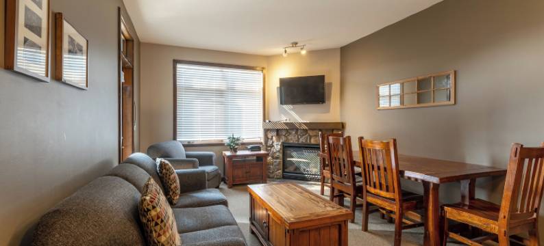 冰川登山旅馆(Glacier Mountaineer Lodge)图片