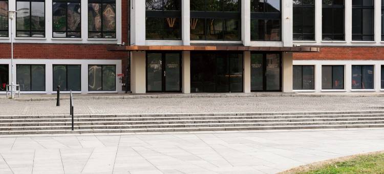 罗伯塔斯协会(Robertas Society)图片