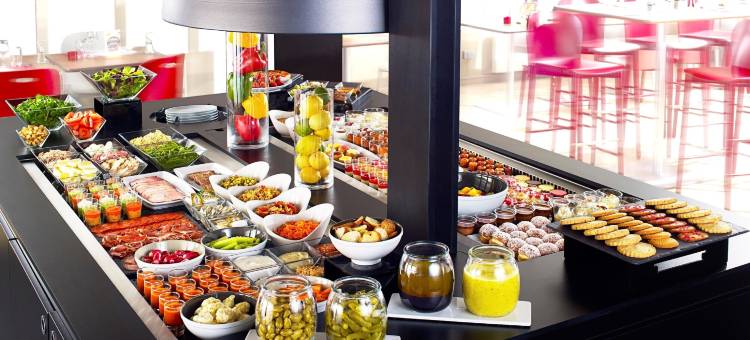 普莱喜康铂酒店(Campanile Plaisir)图片