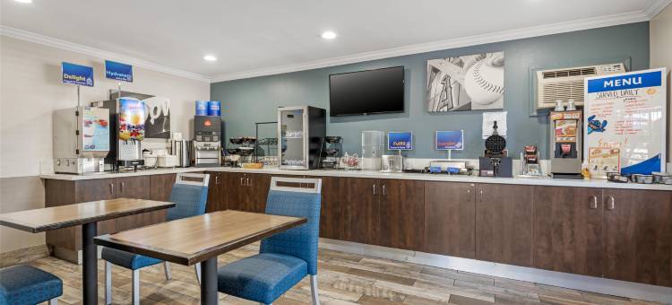 礼遇贝斯特韦斯特酒店(Best Western Courtesy Inn - Anaheim Park Hotel)图片