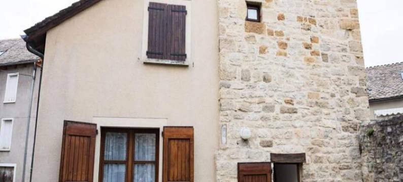 Holiday Home in France with Private Garden图片