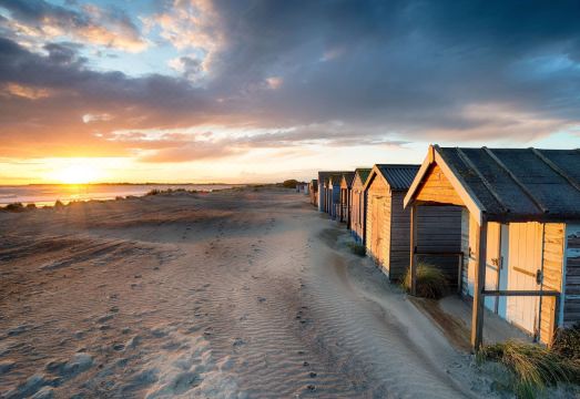 Spacious Coastal Retreat for 10 in West Wittering Hotel Overview