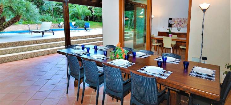 Villa in Valderice with Pool and Garden图片
