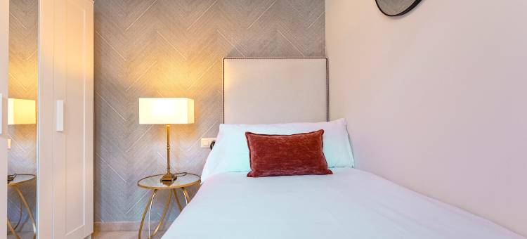 Beautiful 2 bedrooms apartment with private terrace near the Cathedral. Arfe Terrace图片