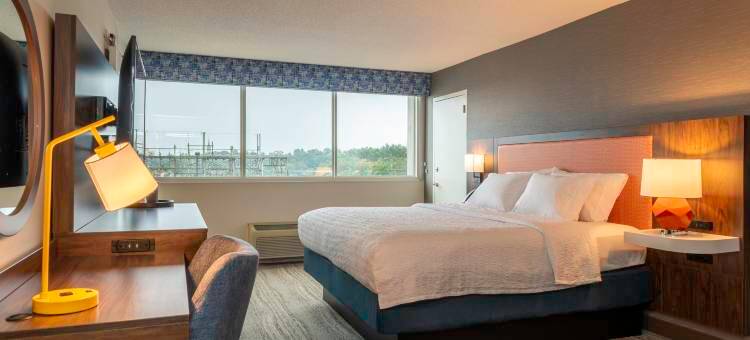 Hampton Inn by Hilton Manchester图片