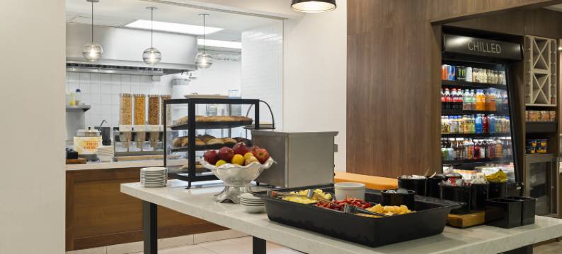 阿尔伯克基机场希尔顿花园酒店(Hilton Garden Inn Albuquerque-Airport)图片