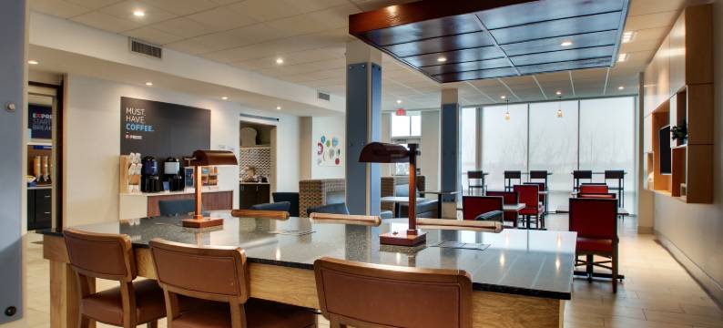 芒特斯特林北智选假日套房酒店(Holiday Inn Express & Suites MT STERLING NORTH by IHG)图片