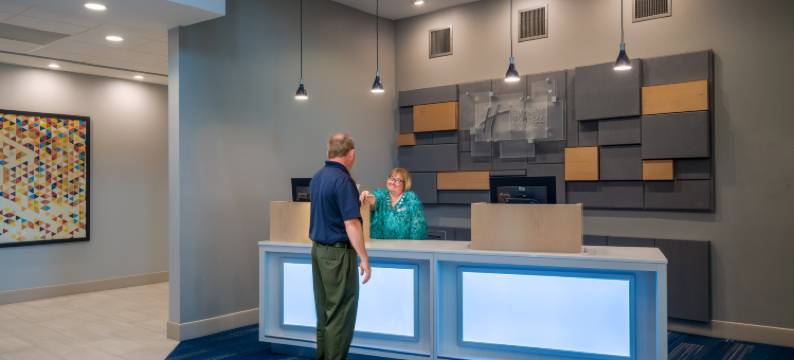 洲际酒店集团智选假日酒店及套房圣彼得斯(Holiday Inn Express & Suites ST PETERS by IHG)图片