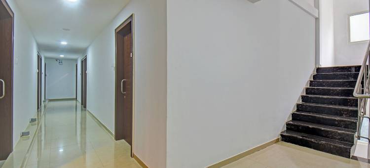 Fabhotel 斯里赛酒店(FabHotel Sri Sai)图片