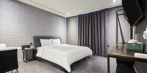Hwaseong Hotel AM