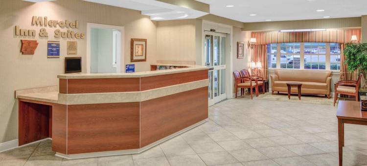 哈蒂斯堡温德姆麦客达套房酒店(Microtel Inn & Suites by Wyndham Hattiesburg)图片