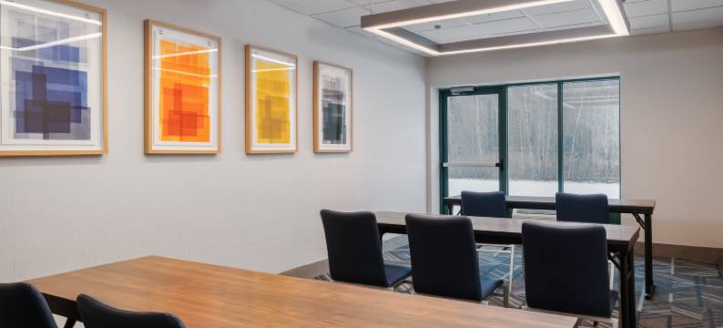 智选假日套房酒店鼓黑泽尔顿(I - 80)(Holiday Inn Express & Suites DRUMS-HAZLETON (I-80) by IHG)图片