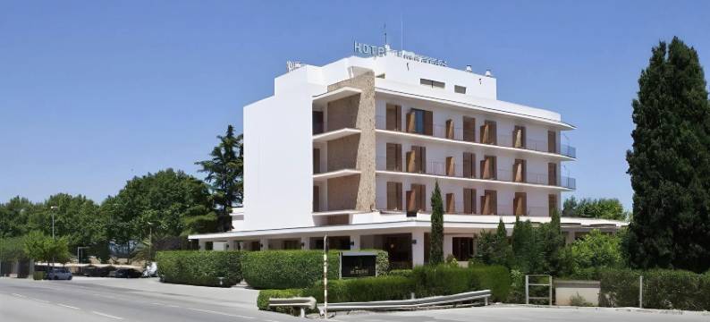 恩波达费格拉斯酒店(Hotel Emporda)图片