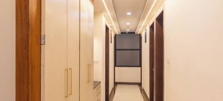普拉瓦萨酒店，德瓦斯纳卡(Hotel Pravasa Stay, Dewas Naka)图片
