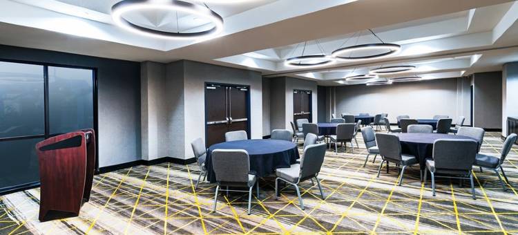 Holiday Inn & Suites 塔尔萨南(Holiday Inn & Suites TULSA SOUTH by IHG)图片