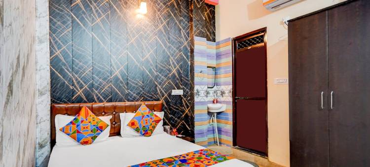 位于扬基纳加尔的15卧室公寓-12平方米|带1个独立浴室(FabHotel Chandra Dreams - 600m from Banaras Railway Station)图片