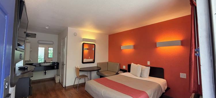 Super 8 by Wyndham Walnut Creek(Super 8 by Wyndham Walnut Creek)图片