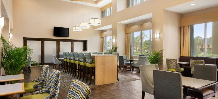不伦瑞克欢朋套房酒店(Hampton Inn & Suites Brunswick)图片