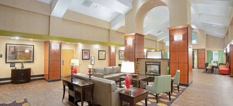 堪萨斯城梅里亚姆欢朋酒店(Hampton Inn & Suites Kansas City-Merriam)图片