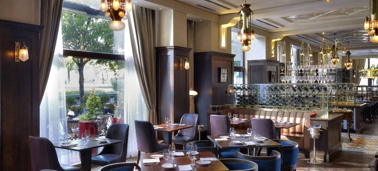 布达佩斯格雷沙姆宫殿四季酒店(Four Seasons Hotel Gresham Palace Budapest)图片