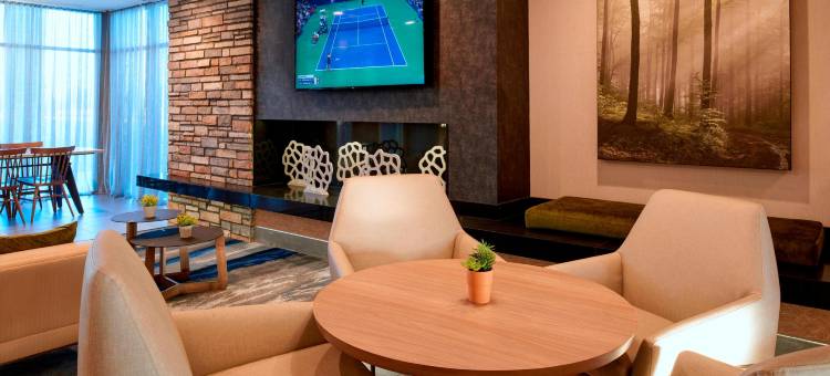 哥伦布万枫套房酒店(Fairfield Inn & Suites Columbus, IN)图片