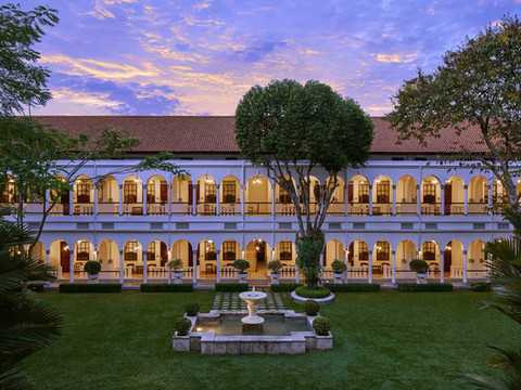 泗水满者伯夷美憬阁酒店