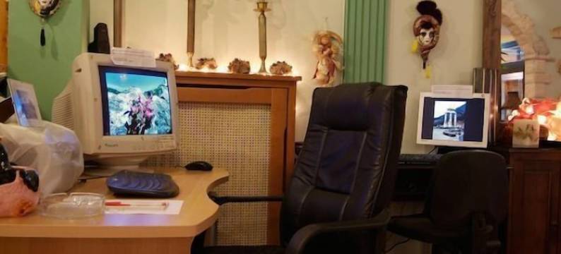 瓦洛尼斯酒店(Hotel Varonos)图片