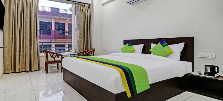 Treebo Kamron 皇家酒店 80区(Treebo Kamron Regency Sector 80)图片