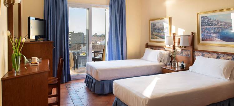 玫瑰海滩酒店(Hotel Roses Platja)图片