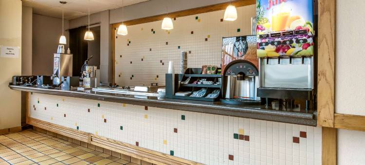 杰克逊西北会议中心凯隆酒店(Clarion Hotel Jackson Northwest)图片