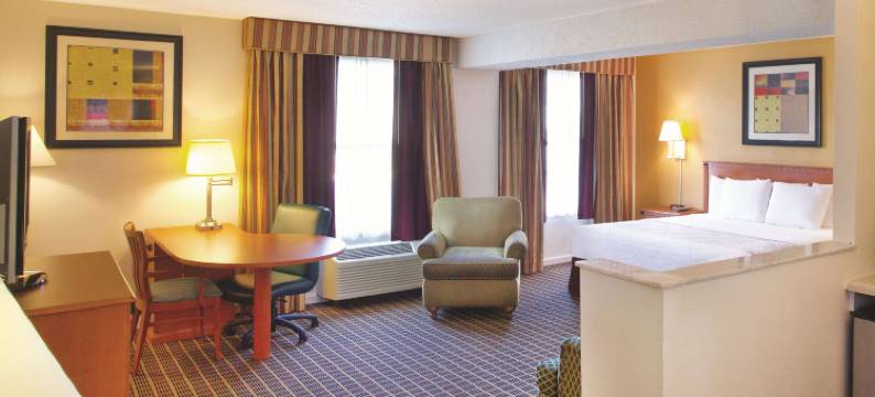 奥兰多国际大道北拉昆塔温德姆酒店(La Quinta Inn by Wyndham Orlando International Drive North)图片