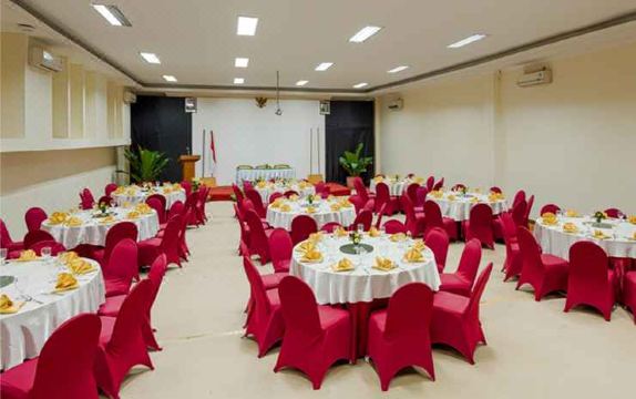 Hotel Sahid SurabayaHotel Overview