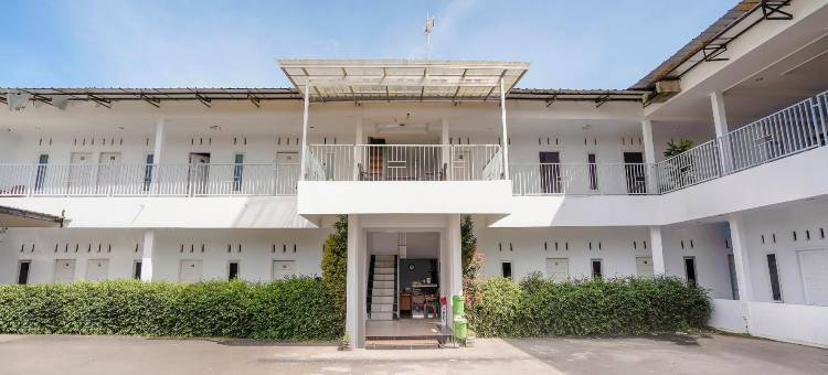 OYO 90086 Pondok Tasyiq Guest House Syariah图片