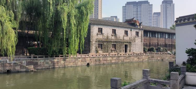 南红姐姐公寓(南塘老街步行街分店)图片