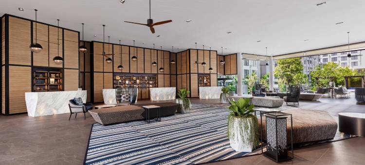 普吉岛芭东福朋喜来登海滩度假酒店(Four Points by Sheraton Phuket Patong Beach Resort)图片