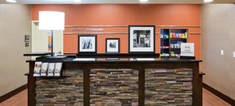 西明尼阿波利斯/明尼通卡欢朋酒店(Hampton Inn & Suites Minneapolis West/Minnetonka)图片