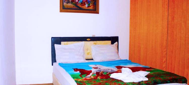 近龙目岛库塔海滩瑞德多兹普拉斯酒店(RedDoorz Plus Near Kuta Beach Lombok)图片