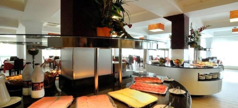 伊文尼亚总统酒店(Hotel President)图片