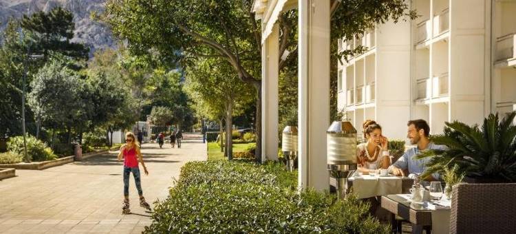 瓦拉玛阳光巴什卡公寓，前称兹沃尼米尔(Sunny Baška Residence by Valamar, ex Zvonimir)图片