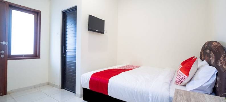 Urbanview Hotel Syariah Griya Asri Patran Near Tugu Station图片