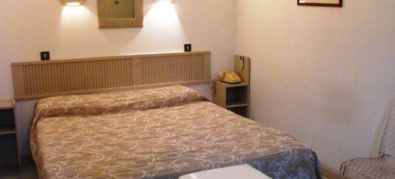 卡普欣斯之家酒店(Logis Hôtel Restaurant les Capucins)图片