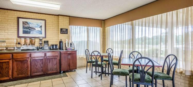 阿肯色贝茨维尔温德姆戴斯酒店(Days Inn by Wyndham Batesville AR)图片