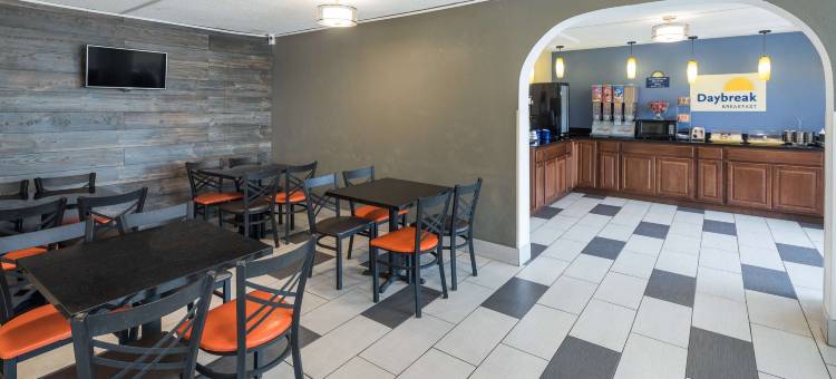 Days Inn by Wyndham Charlotte Airport North图片