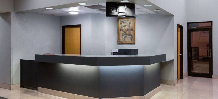 威斯康星戴尔斯速8酒店(Super 8 by Wyndham Wisconsin Dells)图片