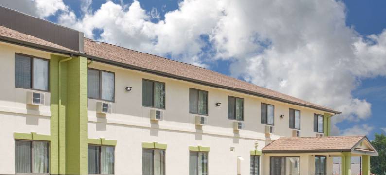 埃姆斯温德姆呗盟酒店(Baymont by Wyndham Ames)图片