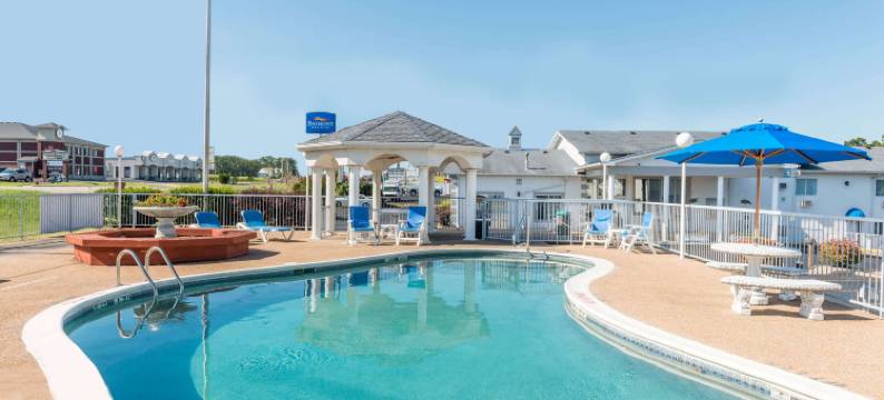 欧塞奇海滩呗盟套房酒店(Baymont by Wyndham Osage Beach)图片