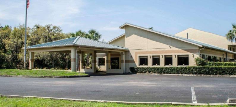 克里斯特尔里弗凯艺酒店(Quality Inn Crystal River)图片